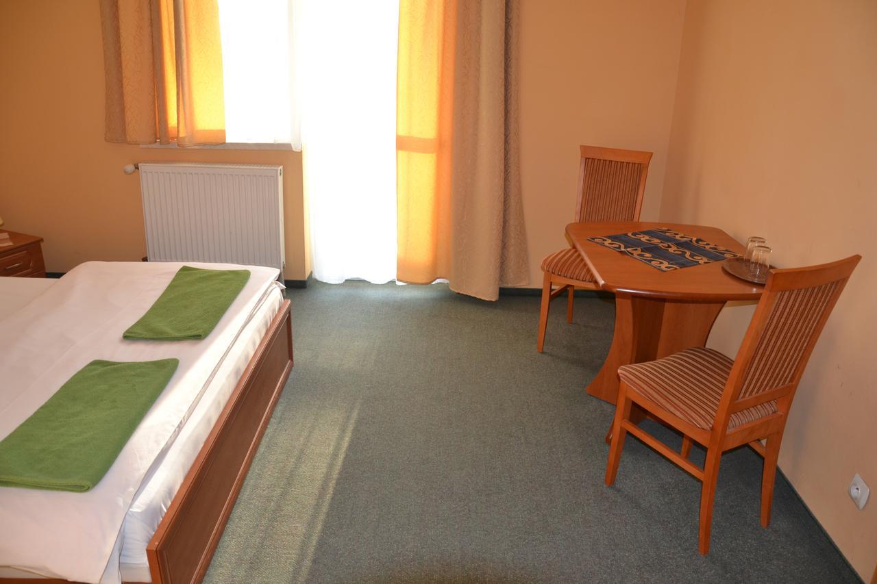 Hotelik Orlik Legnickie Pole Phòng bức ảnh