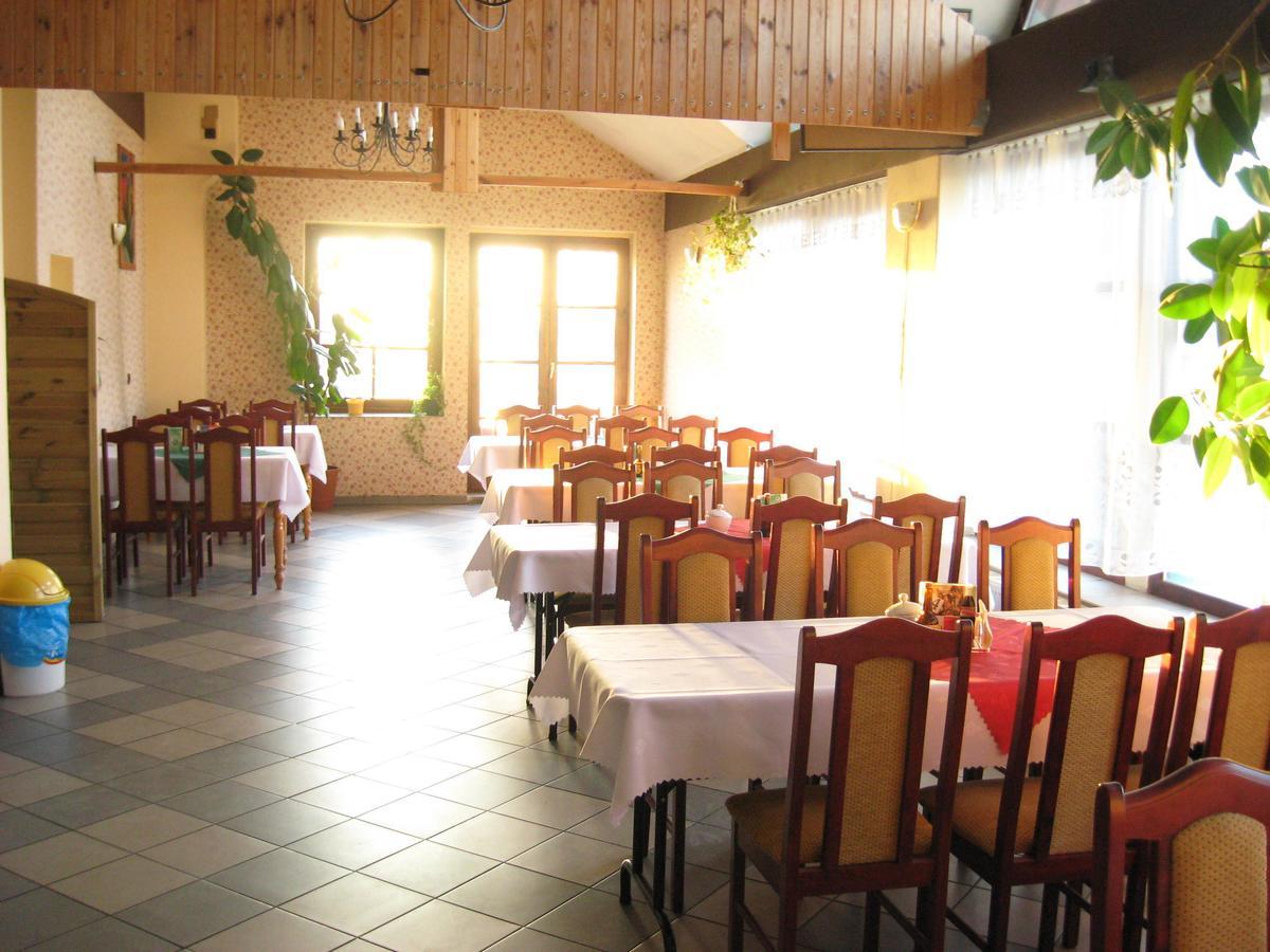 Hotelik Orlik Legnickie Pole Ngoại thất bức ảnh