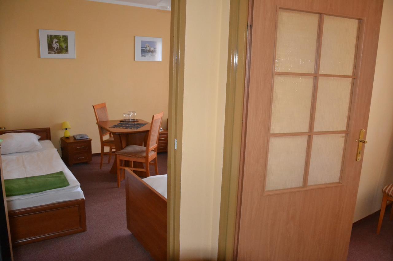 Hotelik Orlik Legnickie Pole Phòng bức ảnh