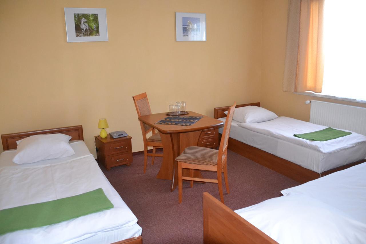 Hotelik Orlik Legnickie Pole Phòng bức ảnh